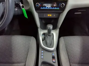 TOYOTA Yaris Cross 1.5 VVT-iE Hybrid (Syst.116 PS) FWD