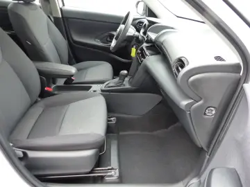 TOYOTA Yaris Cross 1.5 VVT-iE Hybrid FWD Klimaautomatik