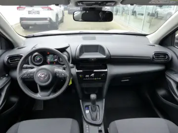TOYOTA Yaris Cross 1.5 VVT-iE Hybrid FWD Klimaautomatik