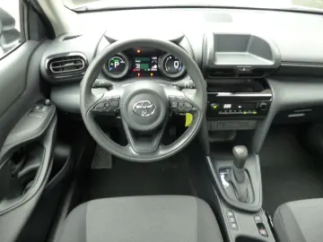 TOYOTA Yaris Cross 1.5 VVT-iE Hybrid FWD Klimaautomatik