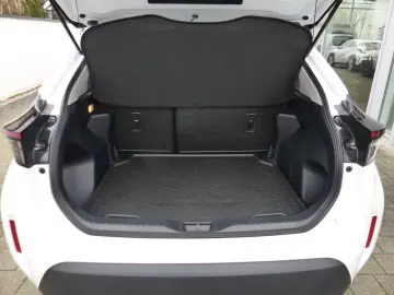 TOYOTA Yaris Cross 1.5 VVT-iE Hybrid FWD Klimaautomatik