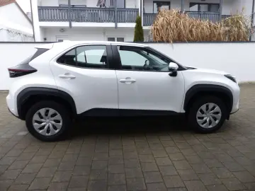 TOYOTA Yaris Cross 1.5 VVT-iE Hybrid FWD Klimaautomatik