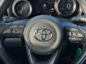 TOYOTA Yaris Cross Hybrid 1.5 Business Edition  CAM SHZ