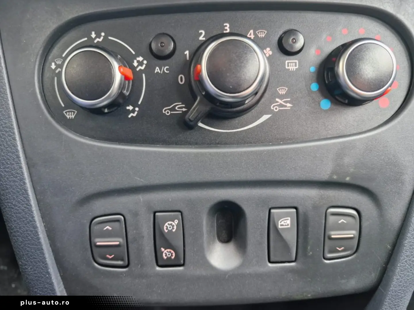 Dacia Sandero Stepway 0.9 TCe   2019