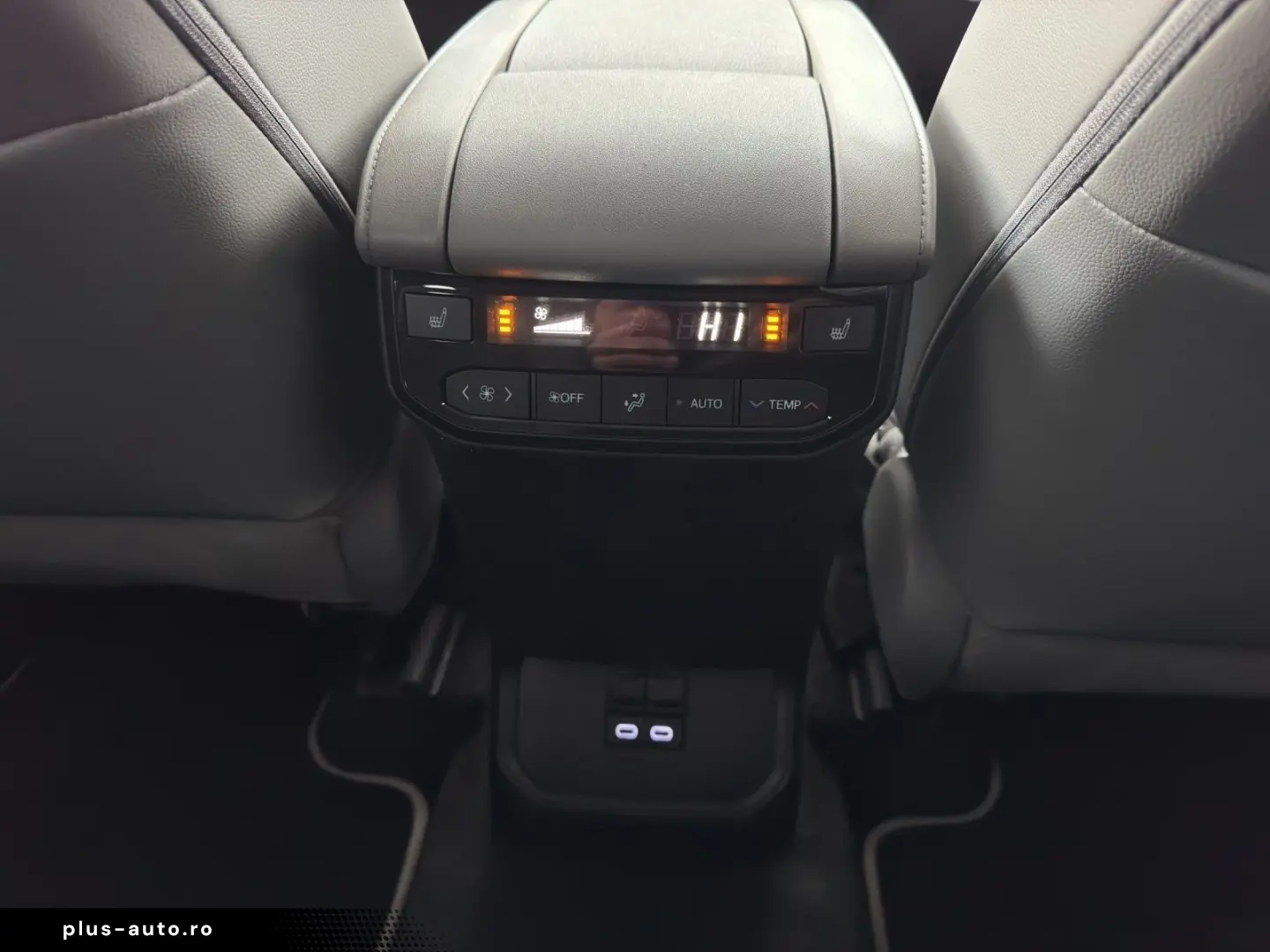 TOYOTA Highlander Hybrid Luxury 7 SITZER LEDER HuD JBL