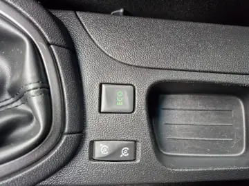 Renault Clio Estate Limited 0.9 TCe   2017   Benzină