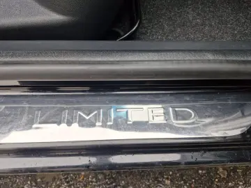 Renault Clio Estate Limited 0.9 TCe   2017   Benzină