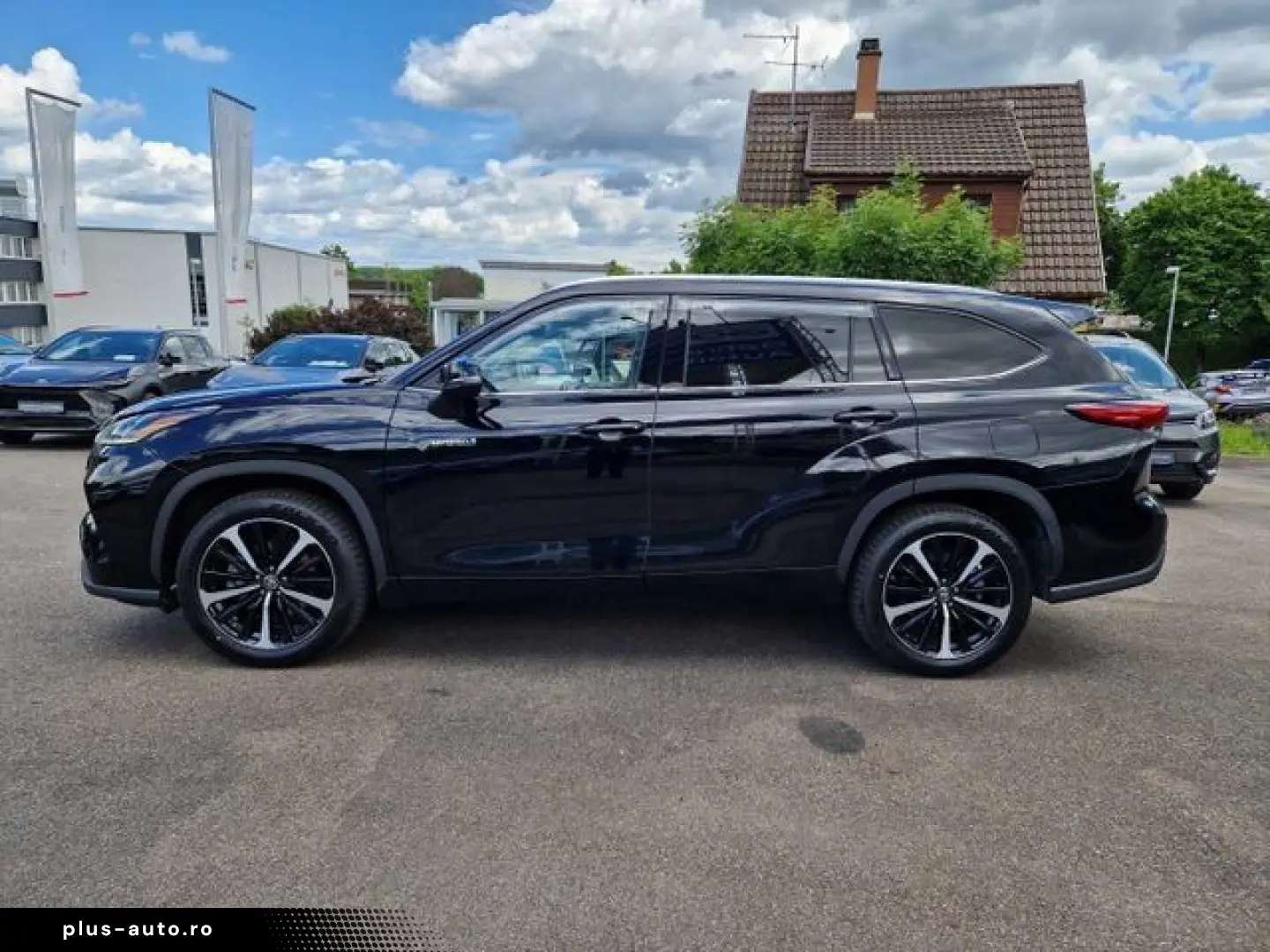 TOYOTA Highlander 2.5 Hybrid Luxury 7-Sitzer HUD Navi M