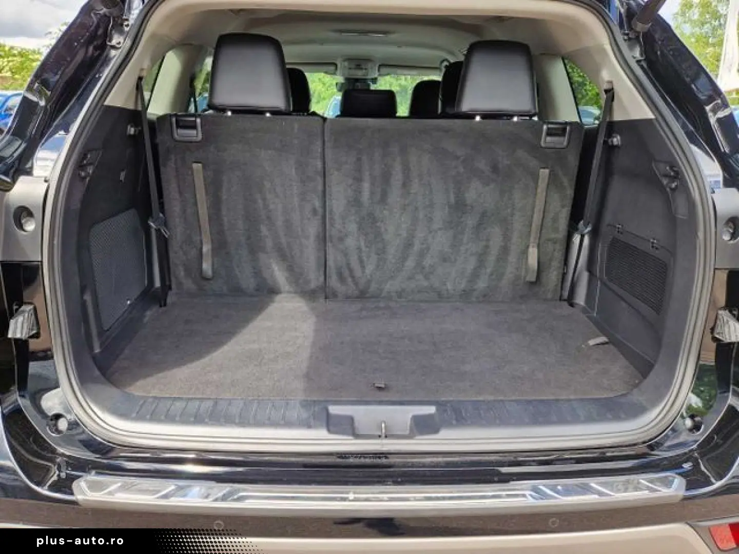 TOYOTA Highlander 2.5 Hybrid Luxury 7-Sitzer HUD Navi M