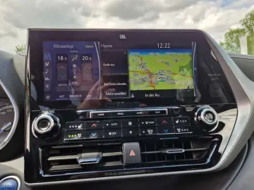 TOYOTA Highlander 2.5 Hybrid Luxury 7-Sitzer HUD Navi M