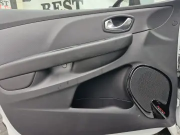 Renault Clio Estate   BENZINĂ   Euro 6   Rate Auto