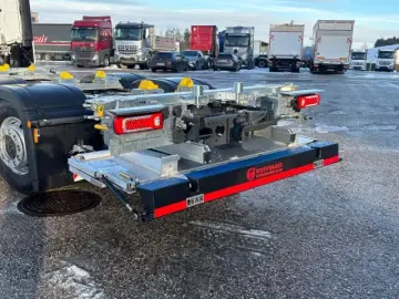 Mercedes-Benz Actros 2551LL