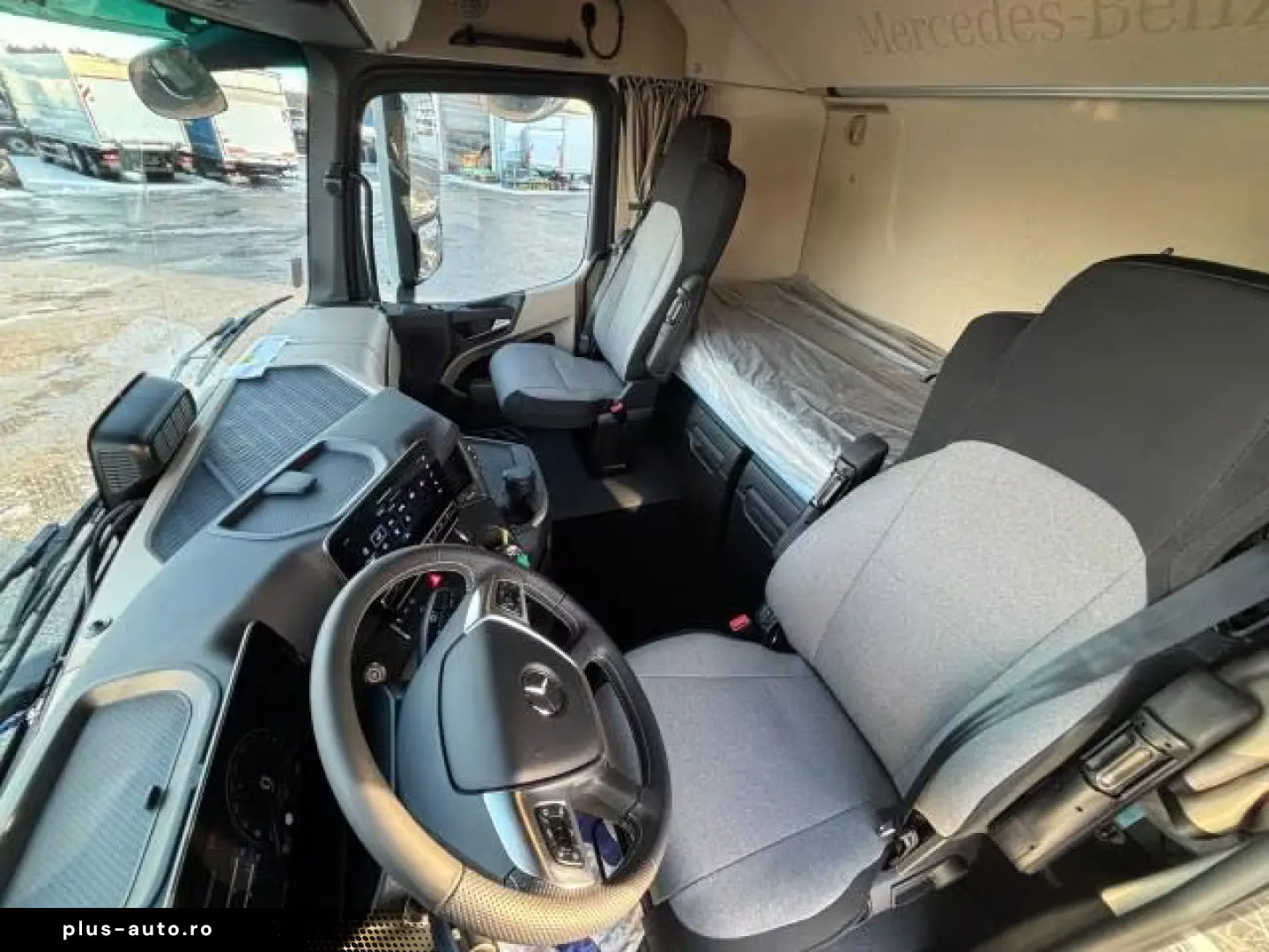 Mercedes-Benz Actros 2551LL