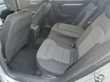 Volkswagen Passat – 1.6 Diesel -105hp – Manuala- 239.000km