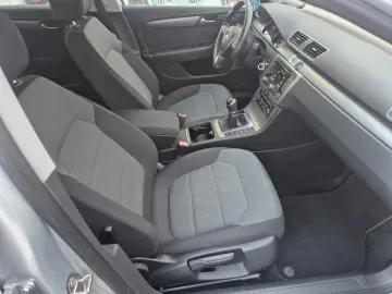 Volkswagen Passat – 1.6 Diesel -105hp – Manuala- 239.000km