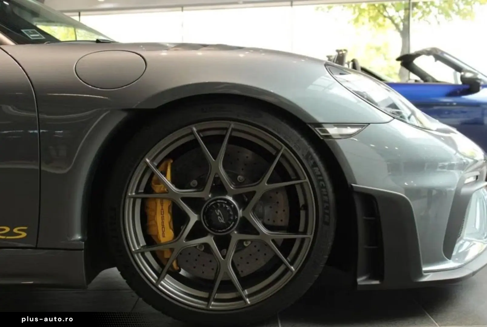 PORSCHE 718 Boxster Spyder RS Weissach