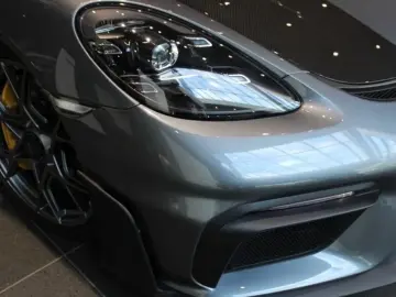 PORSCHE 718 Boxster Spyder RS Weissach