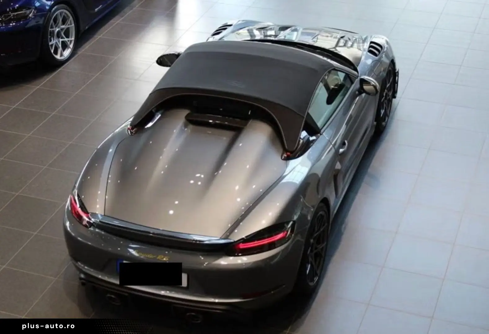 PORSCHE 718 Boxster Spyder RS Weissach