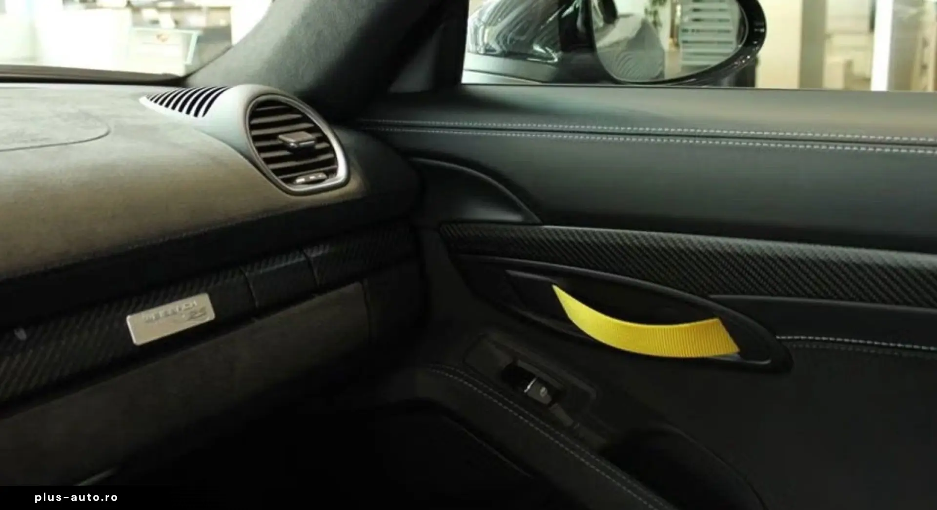 PORSCHE 718 Boxster Spyder RS Weissach