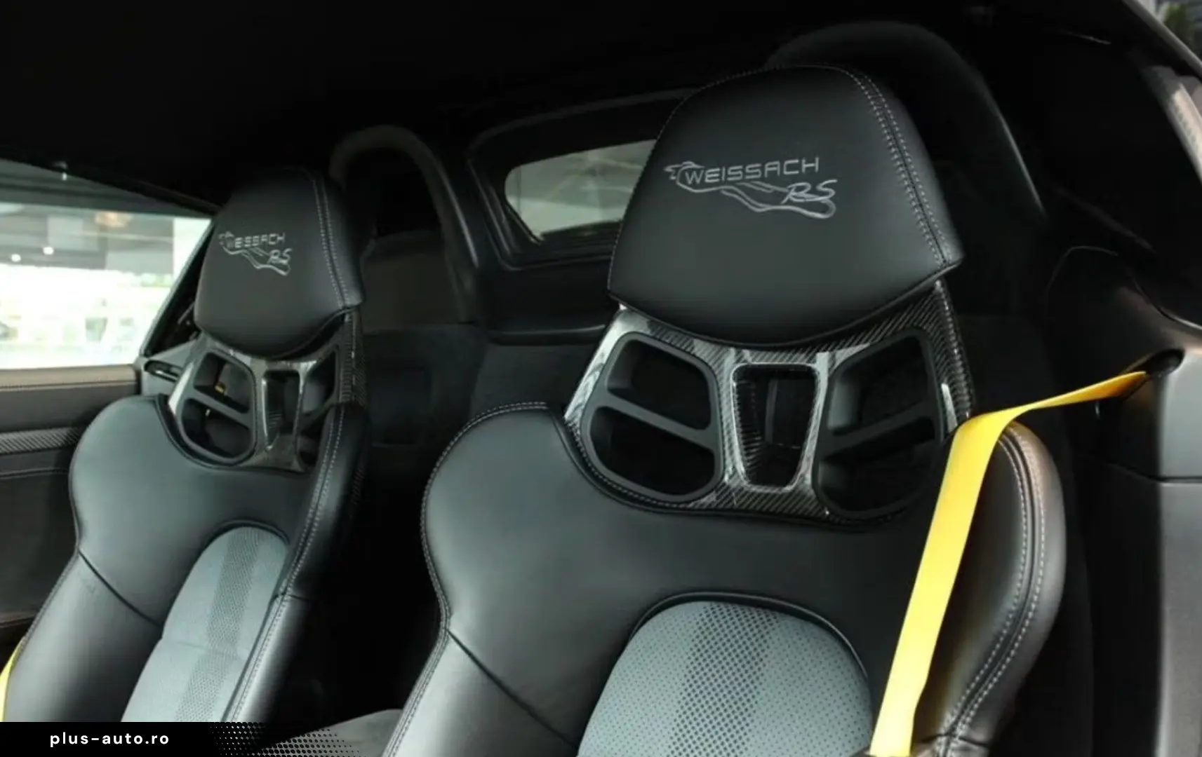 PORSCHE 718 Boxster Spyder RS Weissach