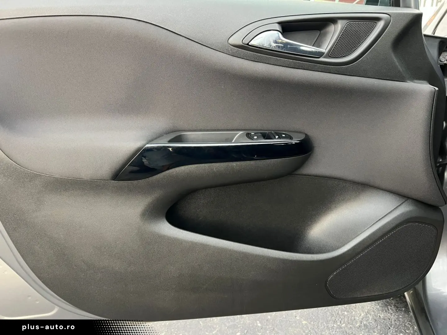 Opel Corsa 1.3 CDTI – Diesel – Manual – 74 Hp