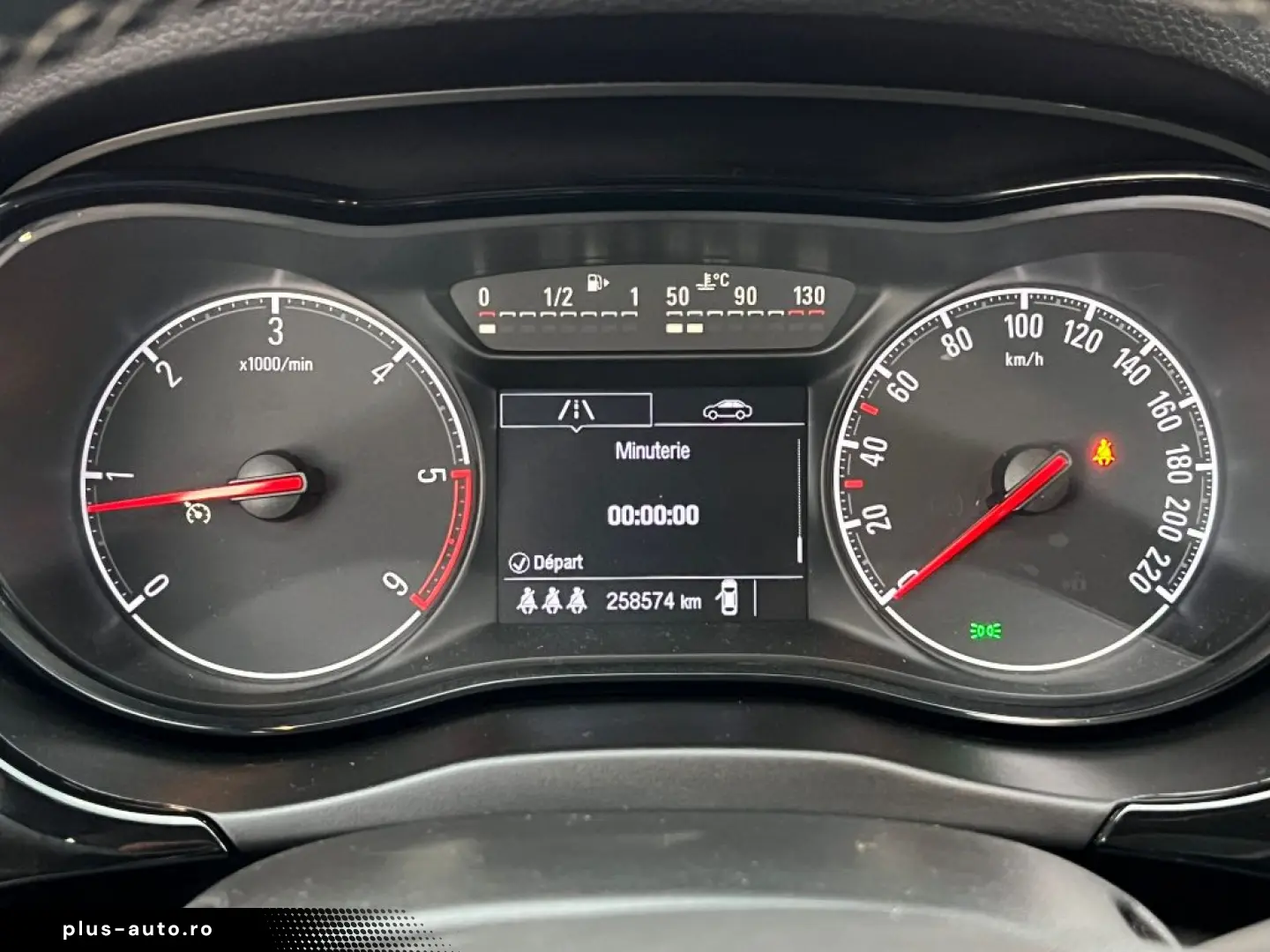 Opel Corsa 1.3 CDTI – Diesel – Manual – 74 Hp