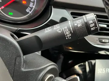 Opel Corsa 1.3 CDTI – Diesel – Manual – 74 Hp