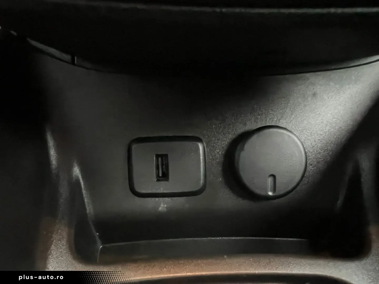 Opel Corsa 1.3 CDTI – Diesel – Manual – 74 Hp