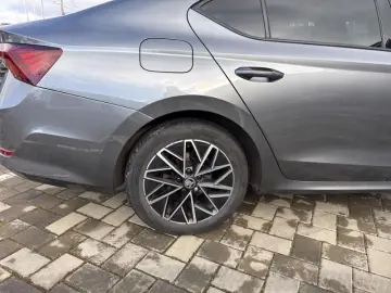 SKODA OCTAVIA 1.5 TSI MHEV Style DSG