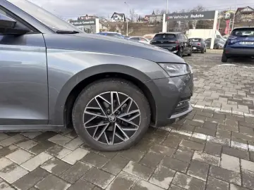 SKODA OCTAVIA 1.5 TSI MHEV Style DSG