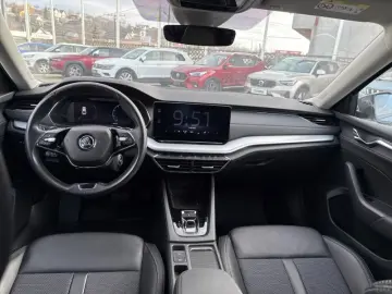 SKODA OCTAVIA 1.5 TSI MHEV Style DSG