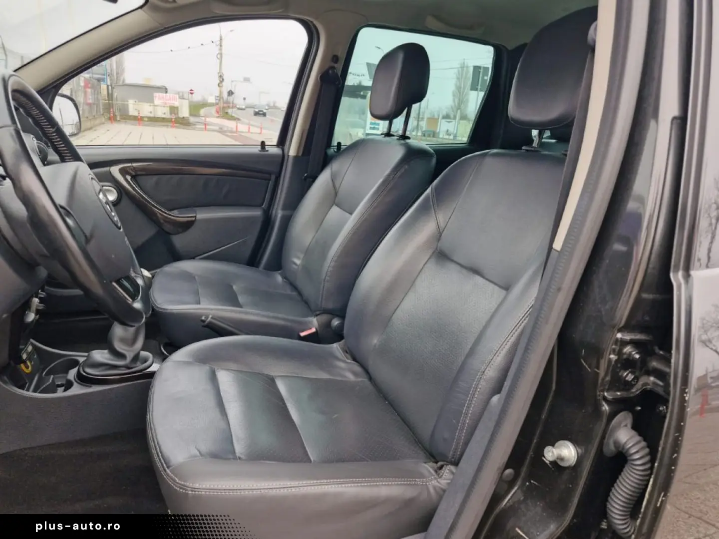 Dacia-Duster-diesel-2011-rate-fixe-avans-0