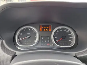 Dacia-Duster-diesel-2011-rate-fixe-avans-0