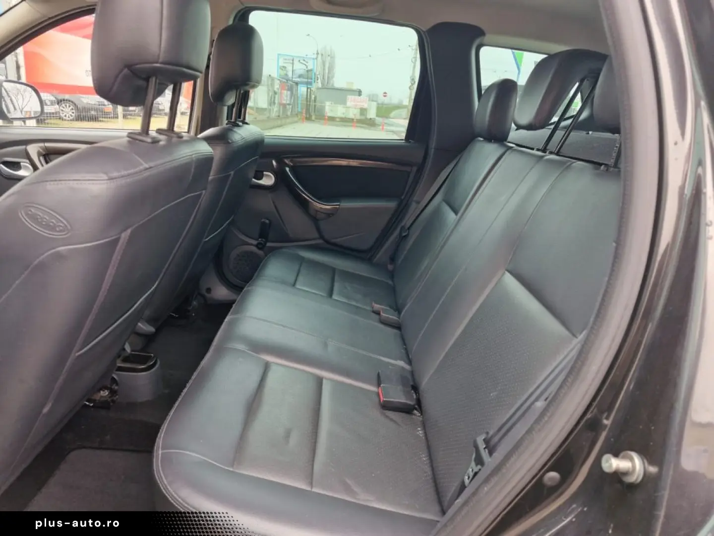 Dacia-Duster-diesel-2011-rate-fixe-avans-0