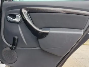 Dacia-Duster-diesel-2011-rate-fixe-avans-0