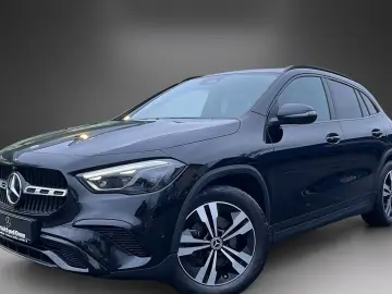 MERCEDES-BENZ GLA 180