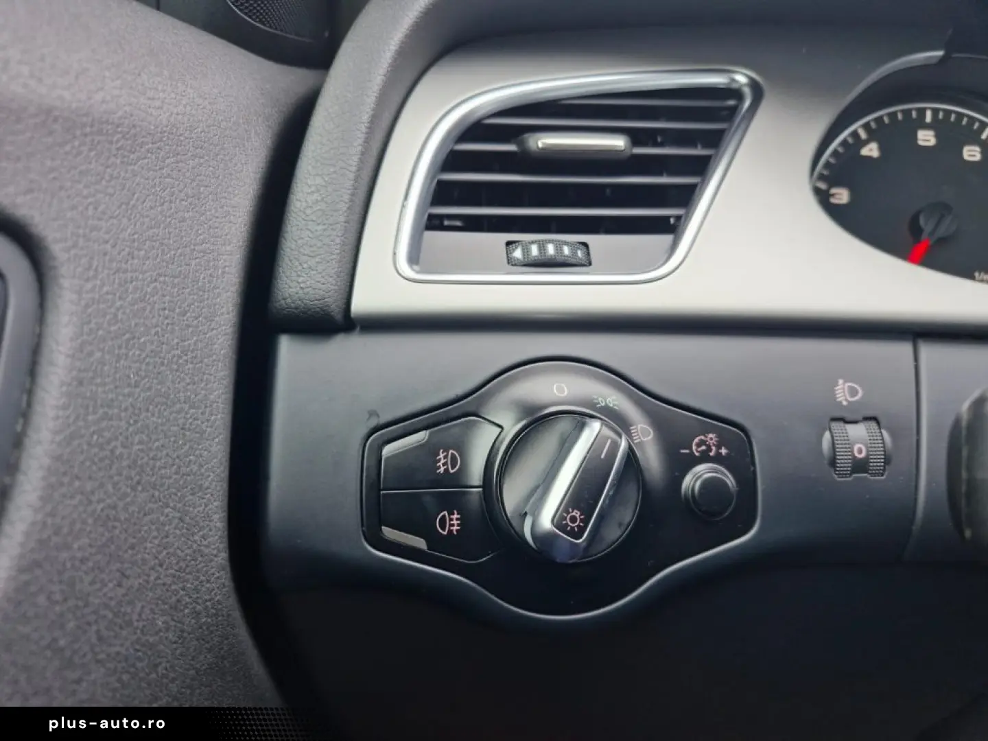 Audi A4 B8 – 1.8 TFSI Benzină – 160 CP – Manual – Euro 5