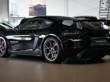 Porsche 718 Cayman GT4 RS Club Sport