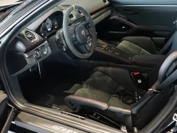 Porsche 718 Cayman GT4 RS Club Sport