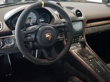 Porsche 718 Cayman GT4 RS Club Sport