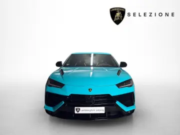 LAMBORGHINI Urus S