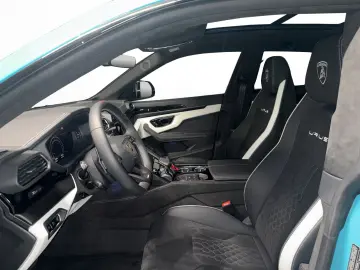 LAMBORGHINI Urus S