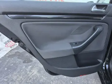 Volkswagen Golf 6 1.6   Diesel   Automat