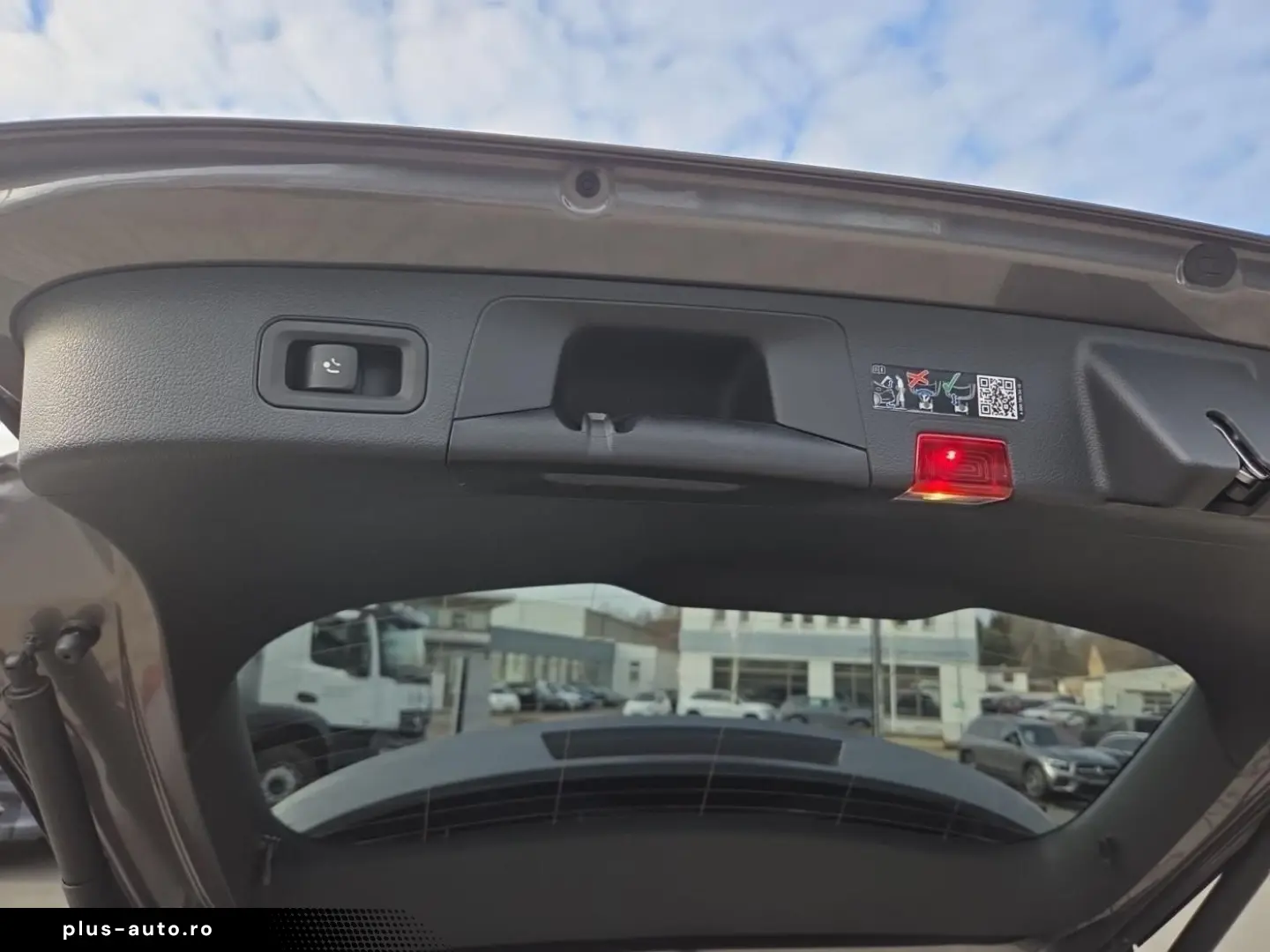 MERCEDES-BENZ GLA 200 d AMG