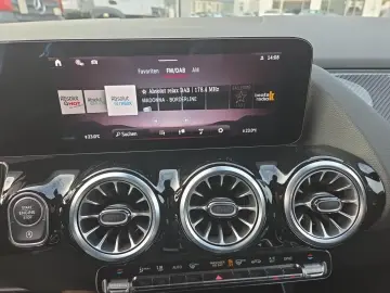 MERCEDES-BENZ GLA 200 d AMG