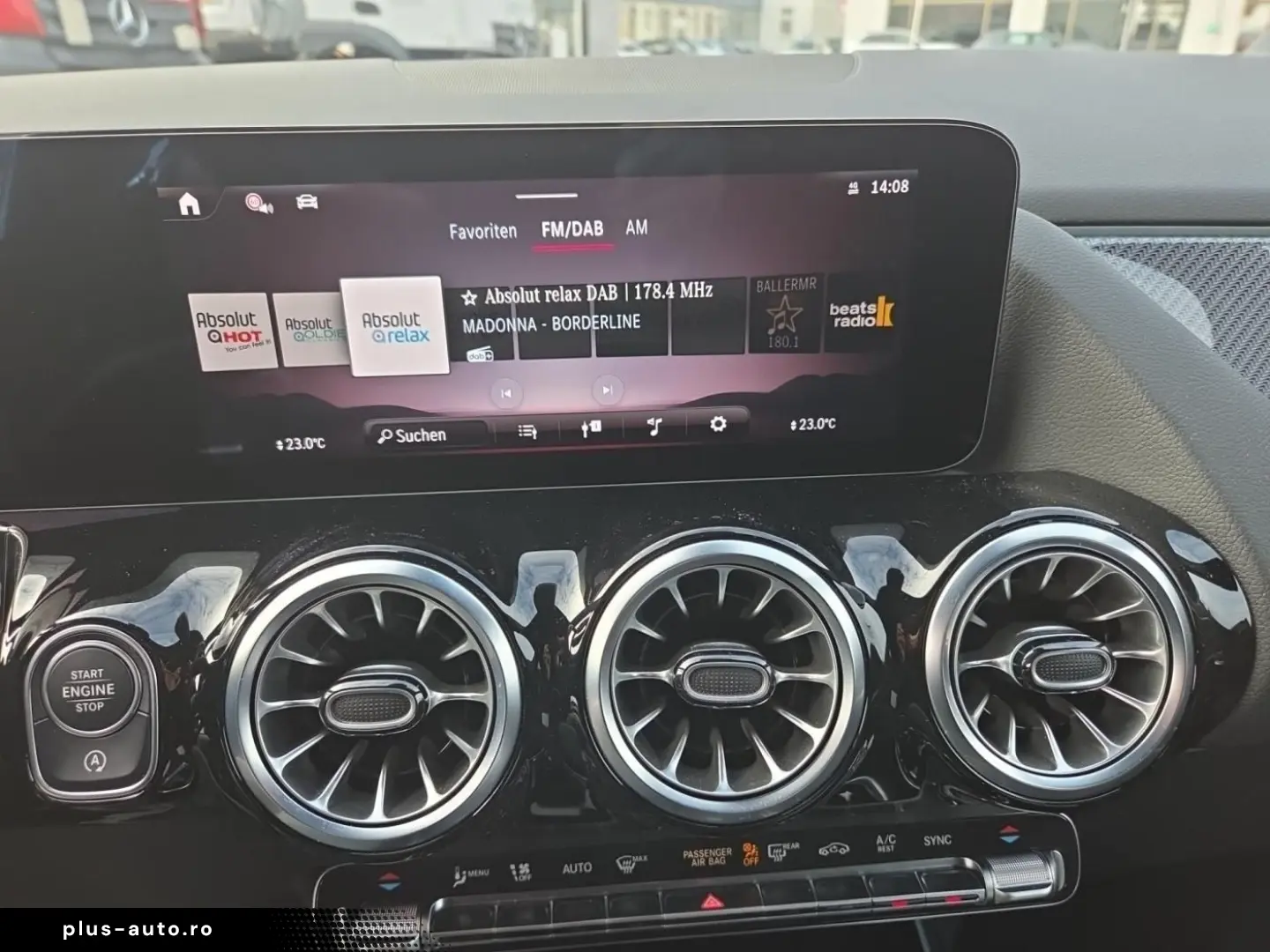 MERCEDES-BENZ GLA 200 d AMG