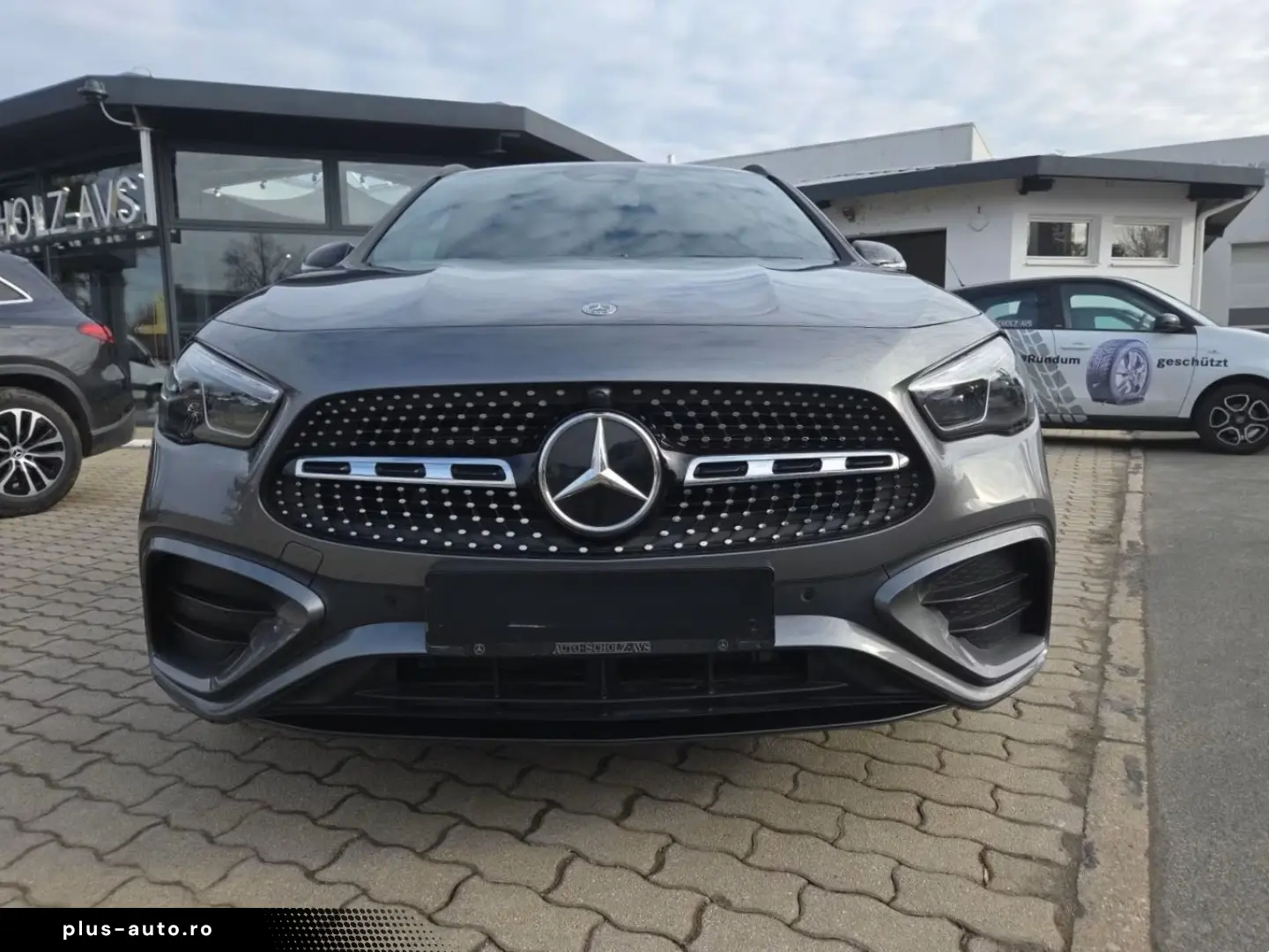 MERCEDES-BENZ GLA 200 d AMG