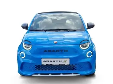ABARTH 500e Cabrio Scorpion Alcantara uvm.