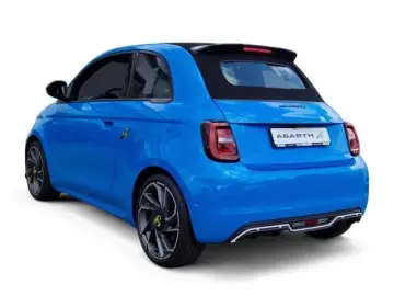 ABARTH 500e Cabrio Scorpion Alcantara uvm.