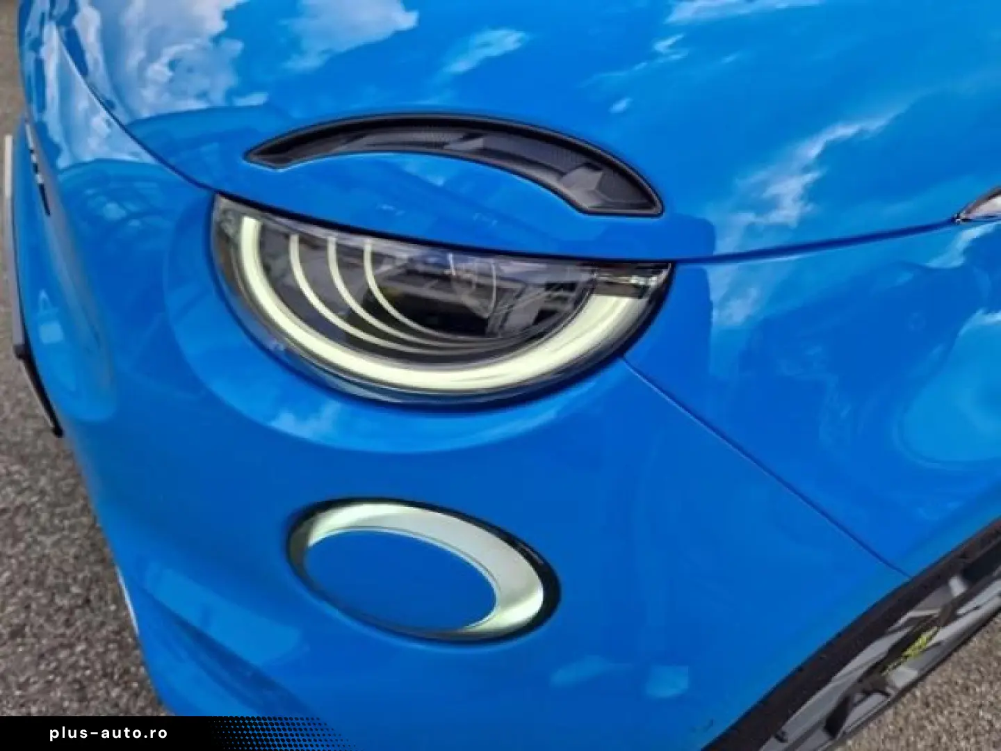 ABARTH 500e Cabrio Scorpion Alcantara uvm.